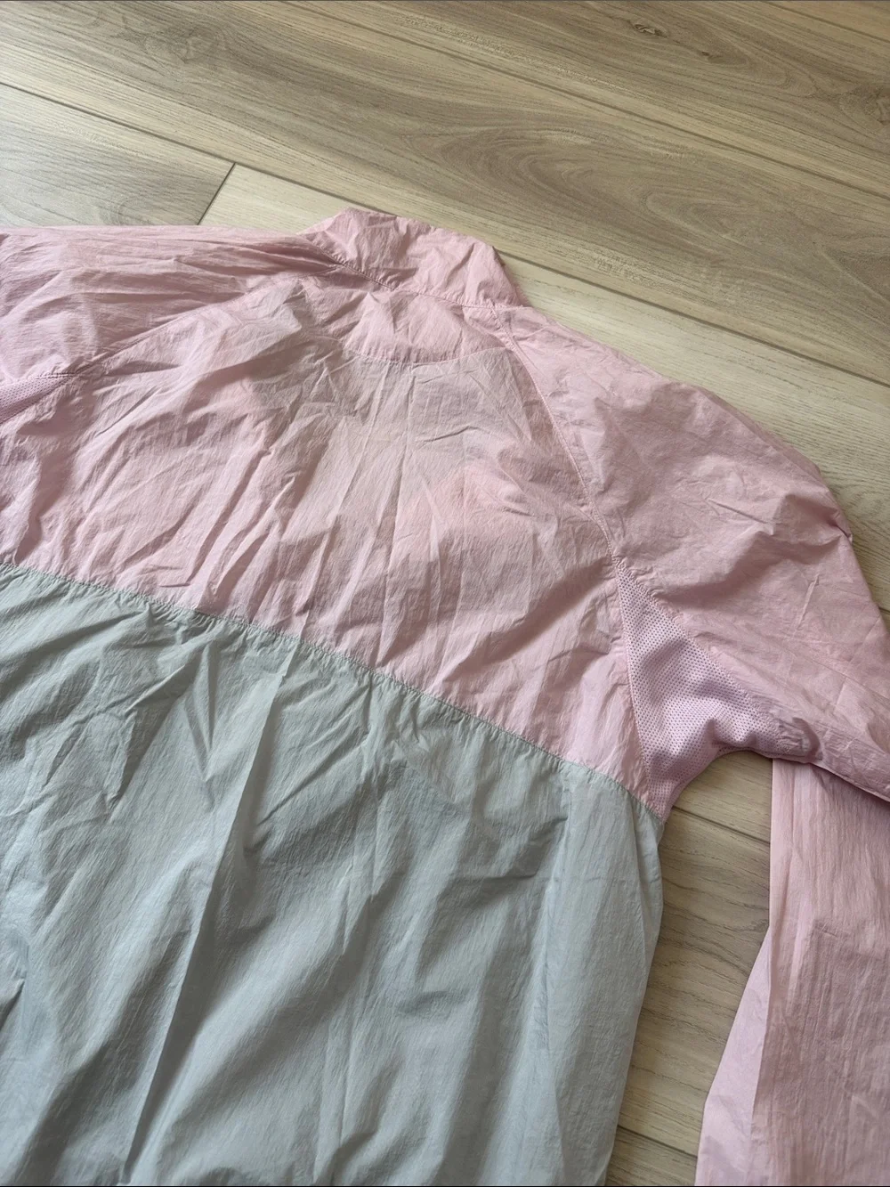 Uniqlo Two-Tone Sun Protect Jacket - Pink & Light Gray